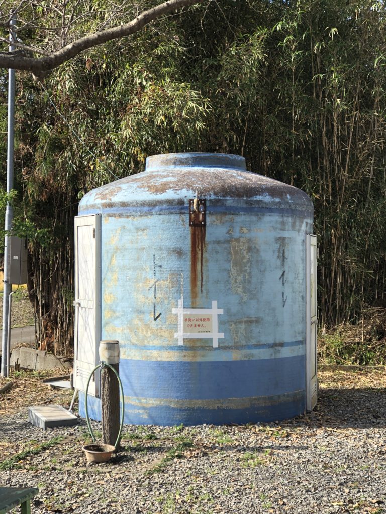 加茂川親水公園のトイレ